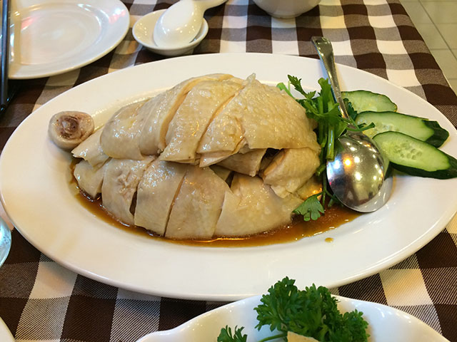 ผ่อนคลายจากการลงทุนมาดูเรื่องกินๆ กันบ้างครับ